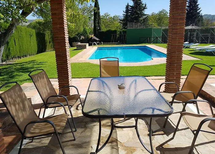 El Nogal Villa *